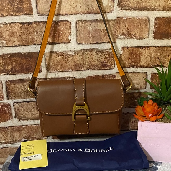 Dooney & Bourke Handbags - Dooney & Bourke Brown Kyra shoulder bag  Bag